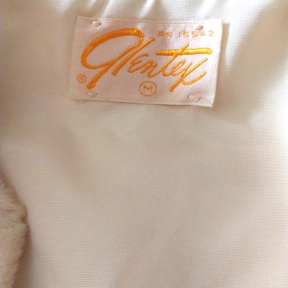 Vintage Faux Fur Elegant Cream Women's Bolero Style Jacket - Picture 5 of 6